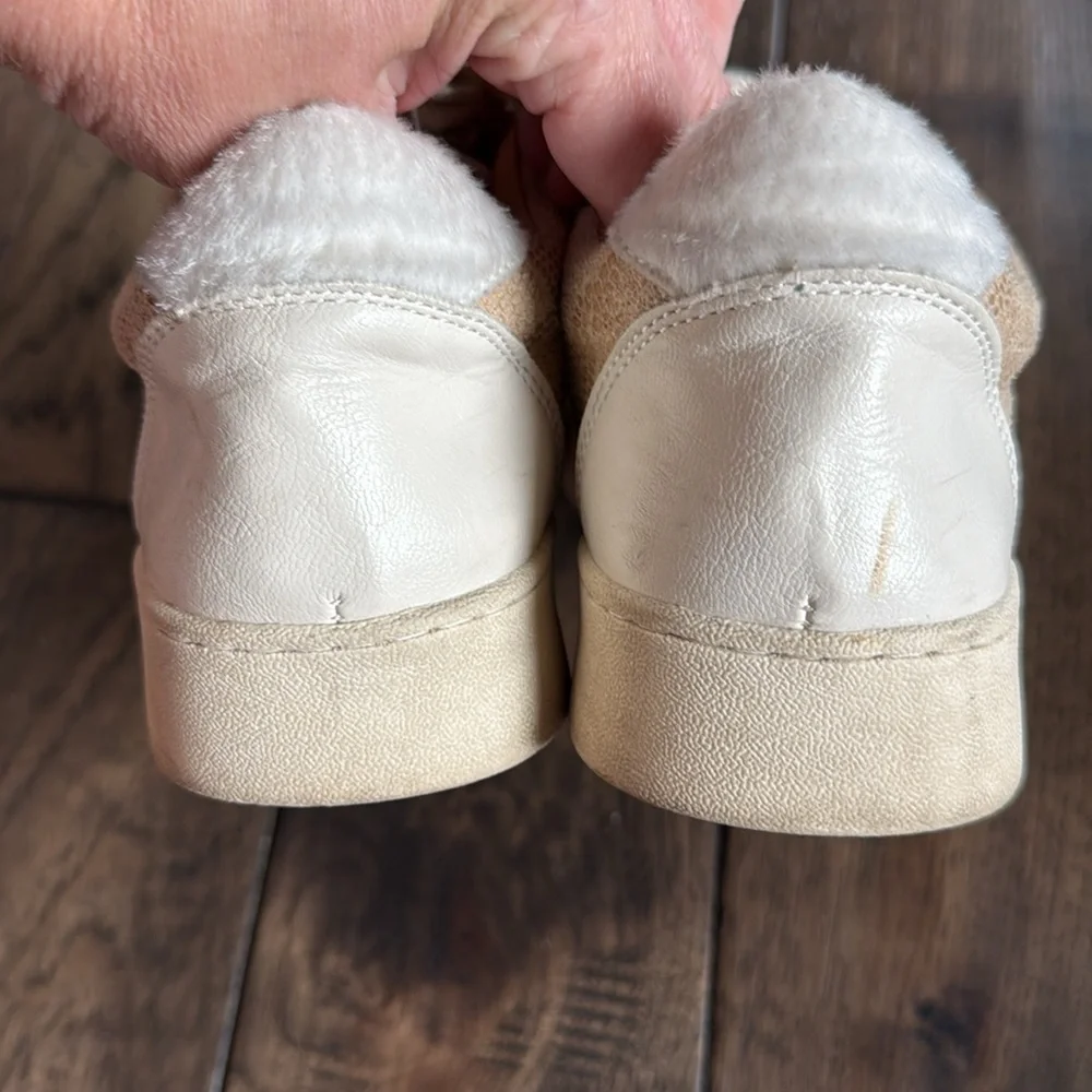 Oasis Society‎ star Sneakers Size 8